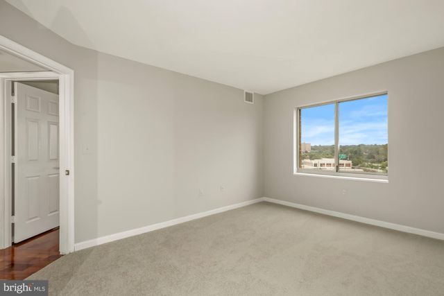 $740,000 | 2121 Jamieson Avenue, Unit 1003, Alexandria, VA 22314