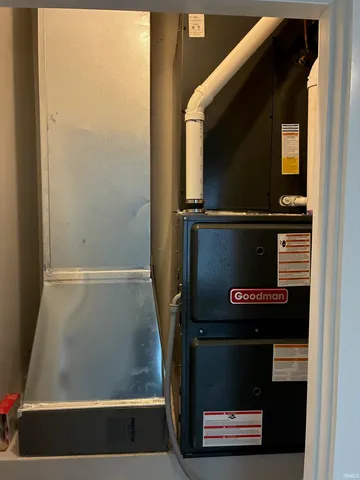 $295,000 | 333 South 12th Street, Vincennes, IN 47591