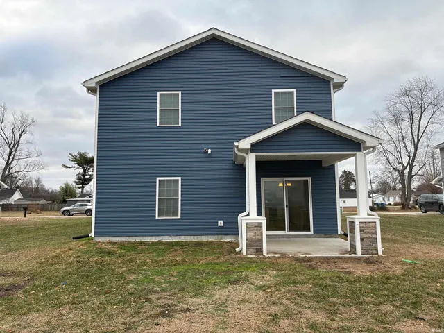 $295,000 | 333 South 12th Street, Vincennes, IN 47591