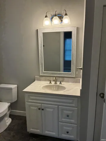 $295,000 | 333 South 12th Street, Vincennes, IN 47591