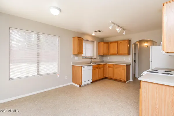 $1,895 | 12925 West Holly Street, Avondale, AZ 85392