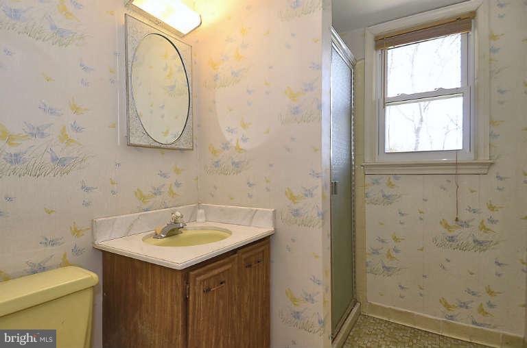 11803 Saddlerock Road Silver Spring, MD 20902 - Photo 22 of 30 Bath 3