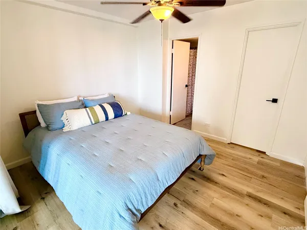 $2,000 | 1617 Clark Street, Unit 404, Honolulu, HI 96822