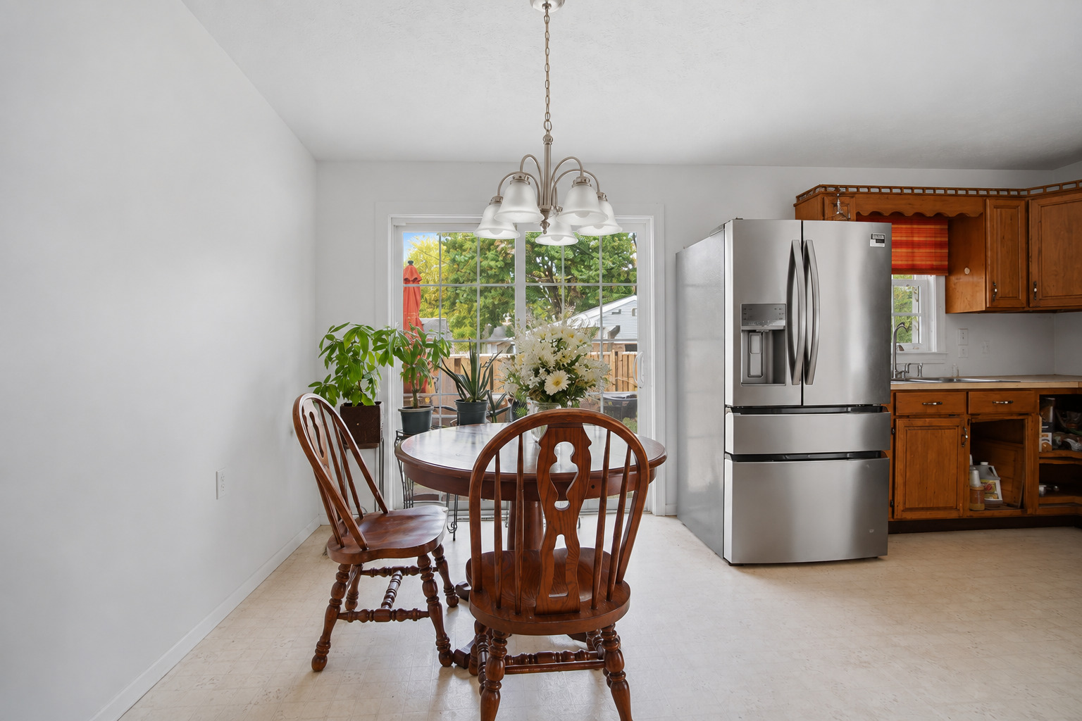 1225 Rutledge Road Bloomington, IL 61704 - Photo 9 of 16 Gallery Image 9