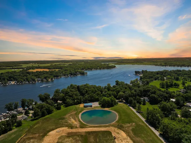 $585,000 | 4116 East Stanton Road, Leesburg, IN 46538