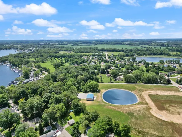 $585,000 | 4116 East Stanton Road, Leesburg, IN 46538