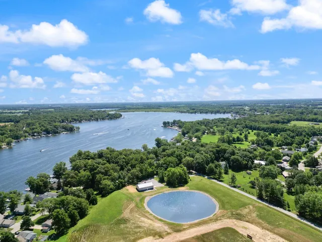 $585,000 | 4116 East Stanton Road, Leesburg, IN 46538