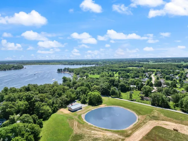 $585,000 | 4116 East Stanton Road, Leesburg, IN 46538