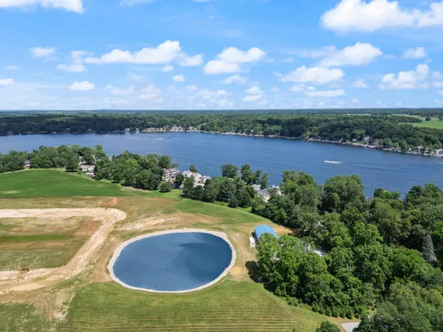 $585,000 | 4116 East Stanton Road, Leesburg, IN 46538