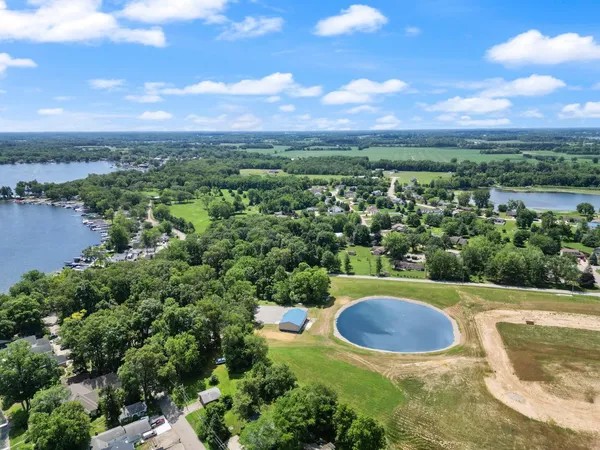 $585,000 | 4116 East Stanton Road, Leesburg, IN 46538