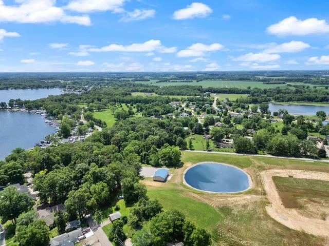 $585,000 | 4116 East Stanton Road, Leesburg, IN 46538