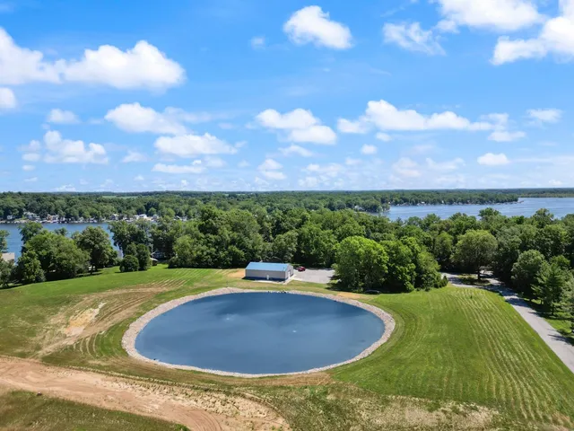 $585,000 | 4116 East Stanton Road, Leesburg, IN 46538