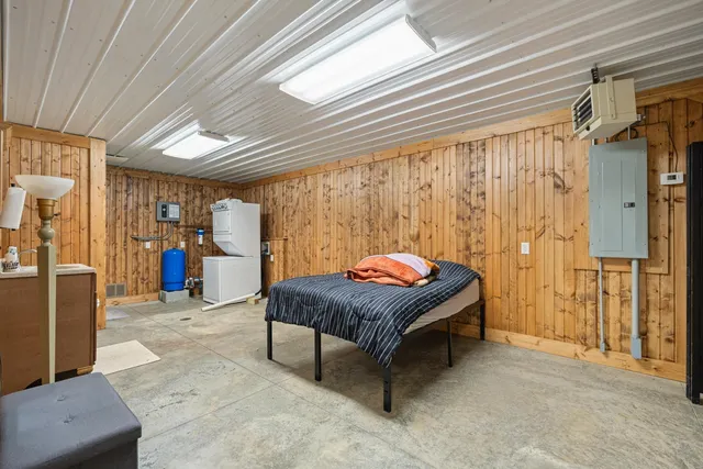 $585,000 | 4116 East Stanton Road, Leesburg, IN 46538