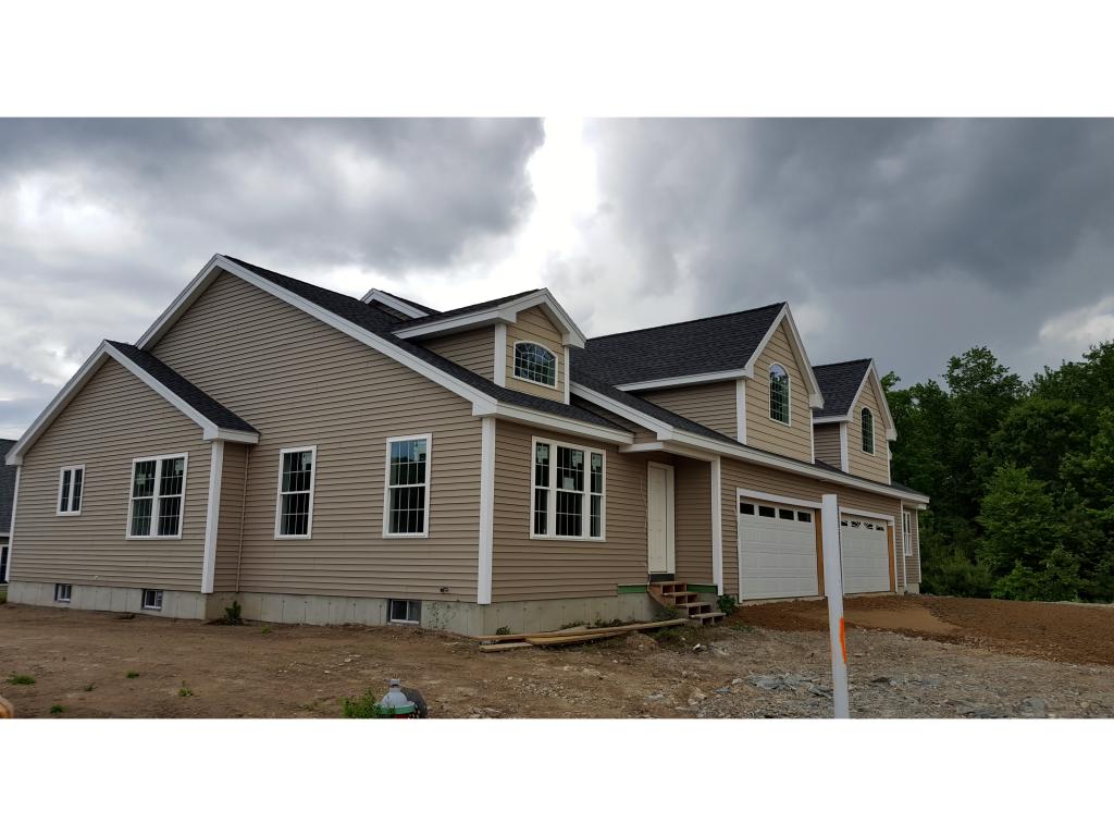 2 Currant Lane, Unit 2 Hooksett, NH 03106 - Photo 1 of 10