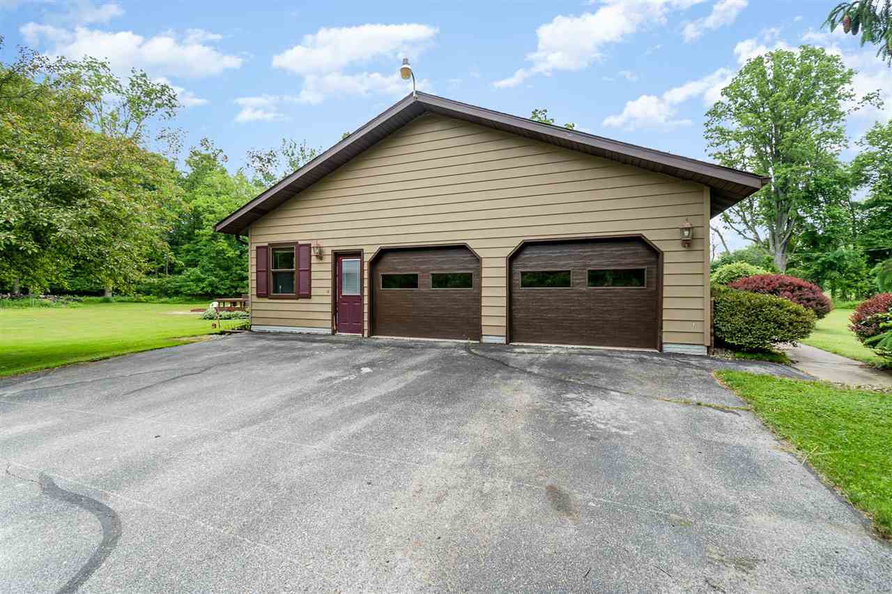 11770 Wilkinson Road Freeland, MI 48623 - Photo 29 of 38