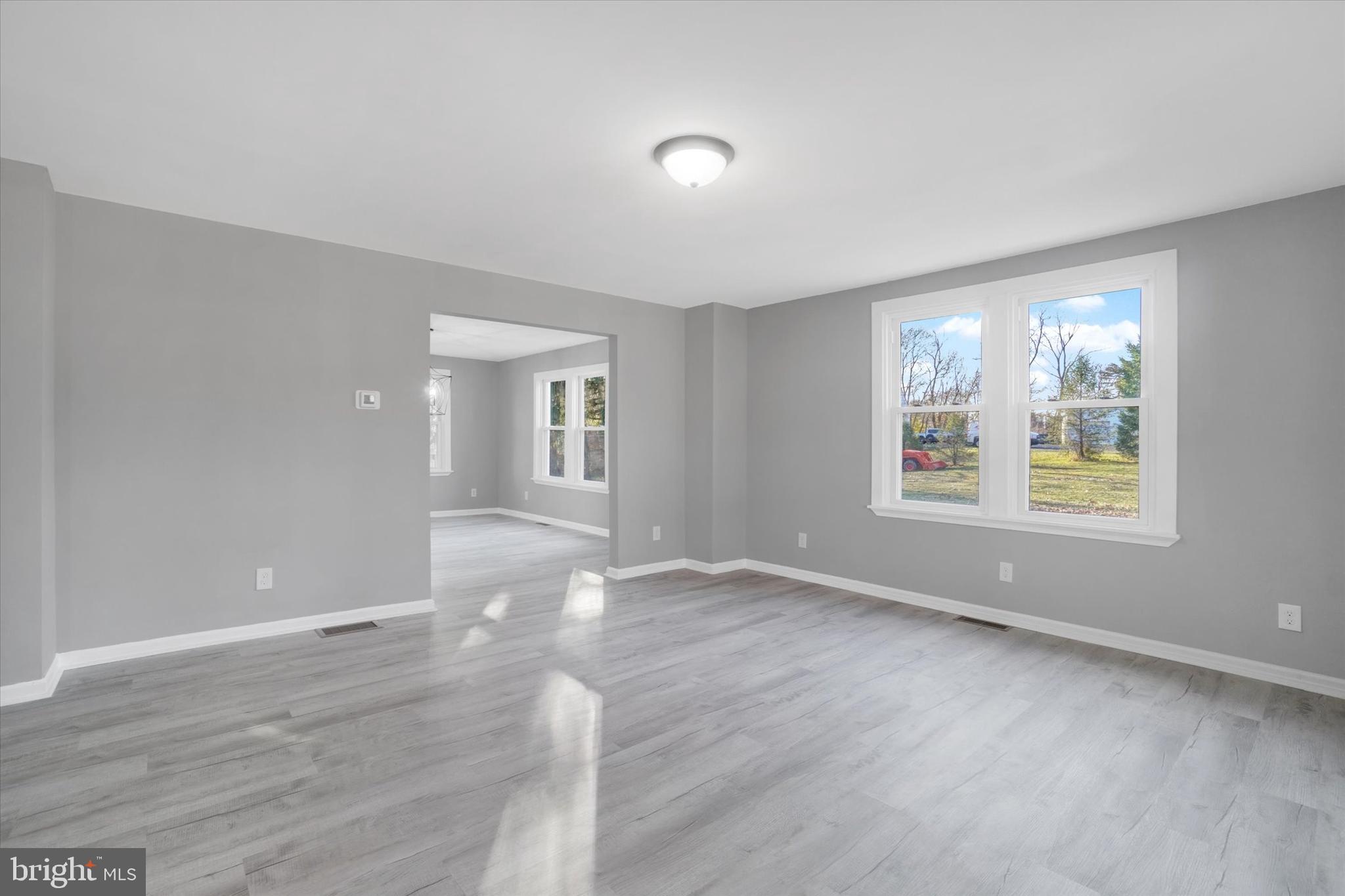 1055 Smith Hill Road York, PA 17408 - Photo 8 of 27 Gallery Image 8