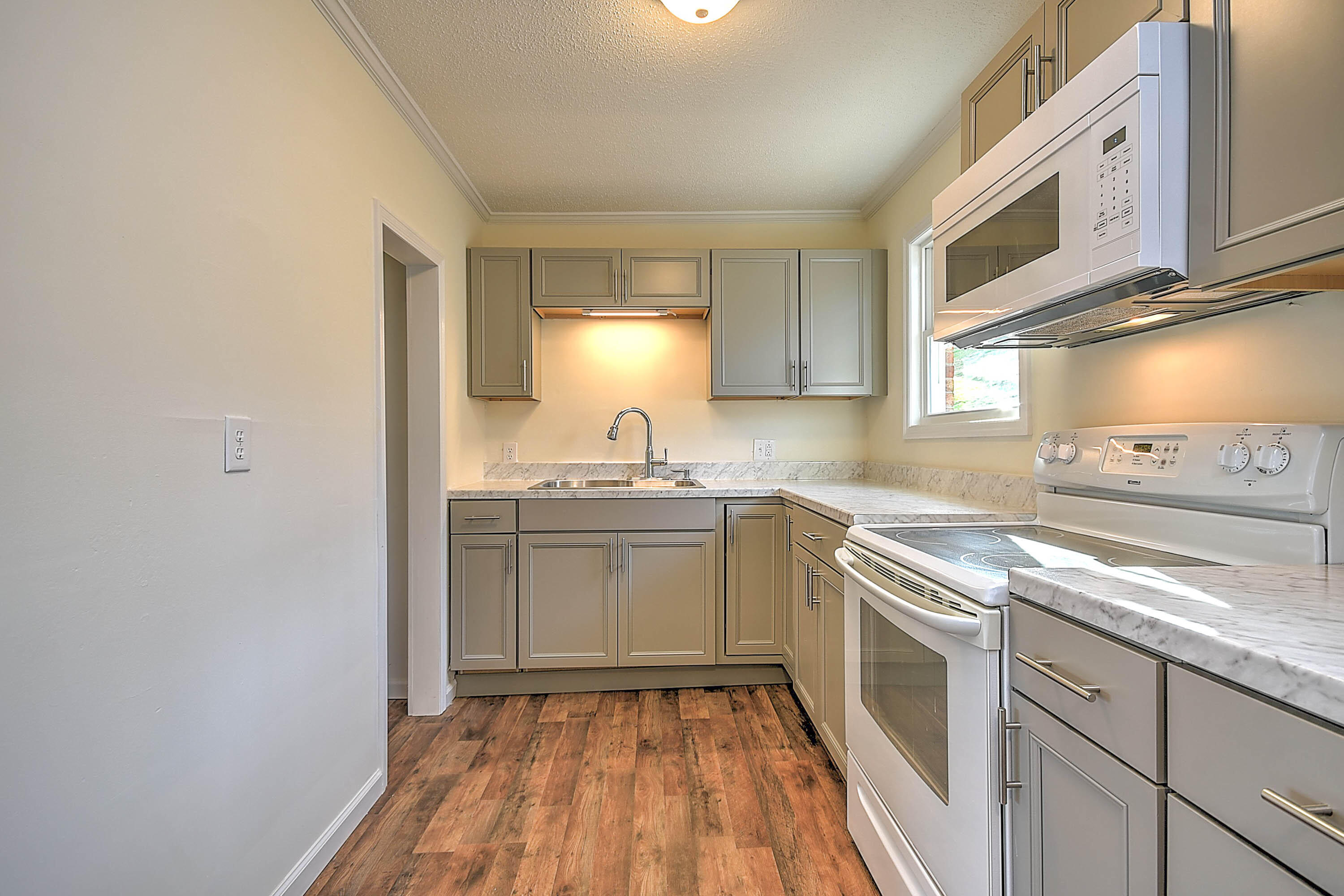 437 Rock House Road Johnson City, TN 37601 - Photo 8 of 29 Rock House-8