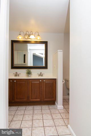 $525,000 | 5525 Woodbine Road, Sykesville, MD 21784