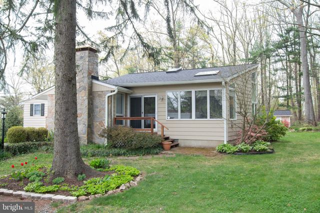 $525,000 | 5525 Woodbine Road, Sykesville, MD 21784