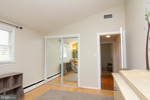 $525,000 | 5525 Woodbine Road, Sykesville, MD 21784