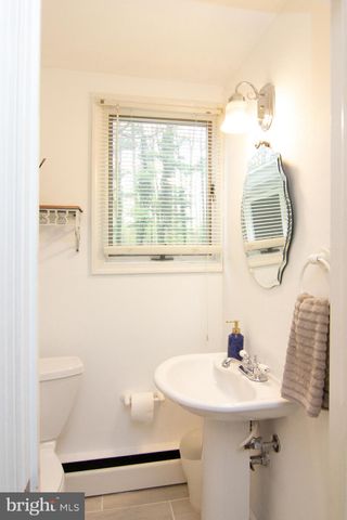 $525,000 | 5525 Woodbine Road, Sykesville, MD 21784