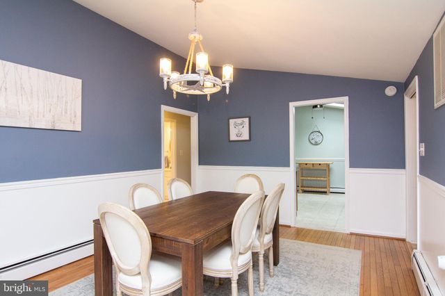 $525,000 | 5525 Woodbine Road, Sykesville, MD 21784