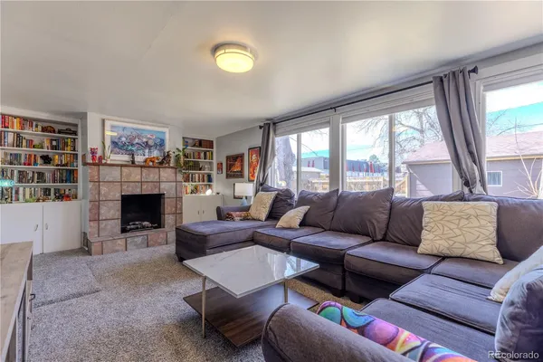 $3,000 | 2505 Pierce Street, Lakewood, CO 80214