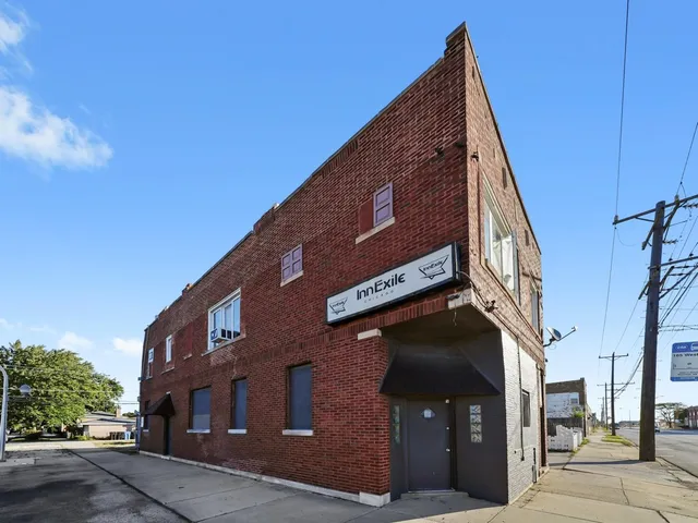 $849,000 | 5758 West 65th Street, Chicago, IL 60638