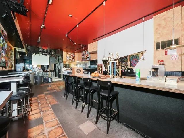 $849,000 | 5758 West 65th Street, Chicago, IL 60638