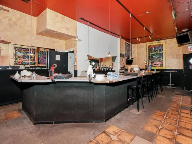 $849,000 | 5758 West 65th Street, Chicago, IL 60638