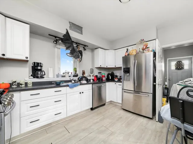 $849,000 | 5758 West 65th Street, Chicago, IL 60638