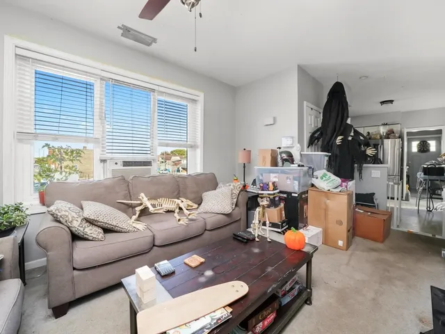 $849,000 | 5758 West 65th Street, Chicago, IL 60638