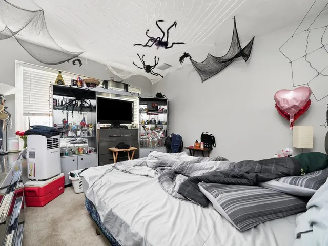 $849,000 | 5758 West 65th Street, Chicago, IL 60638