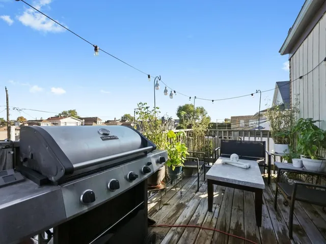 $849,000 | 5758 West 65th Street, Chicago, IL 60638