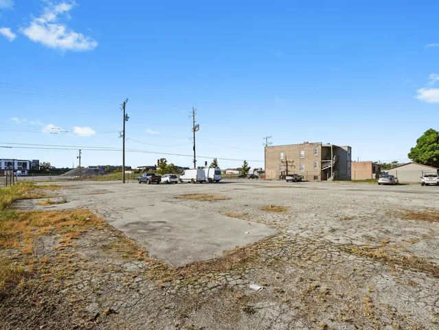 $849,000 | 5758 West 65th Street, Chicago, IL 60638