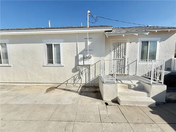 a view of a house with a outdoor space
