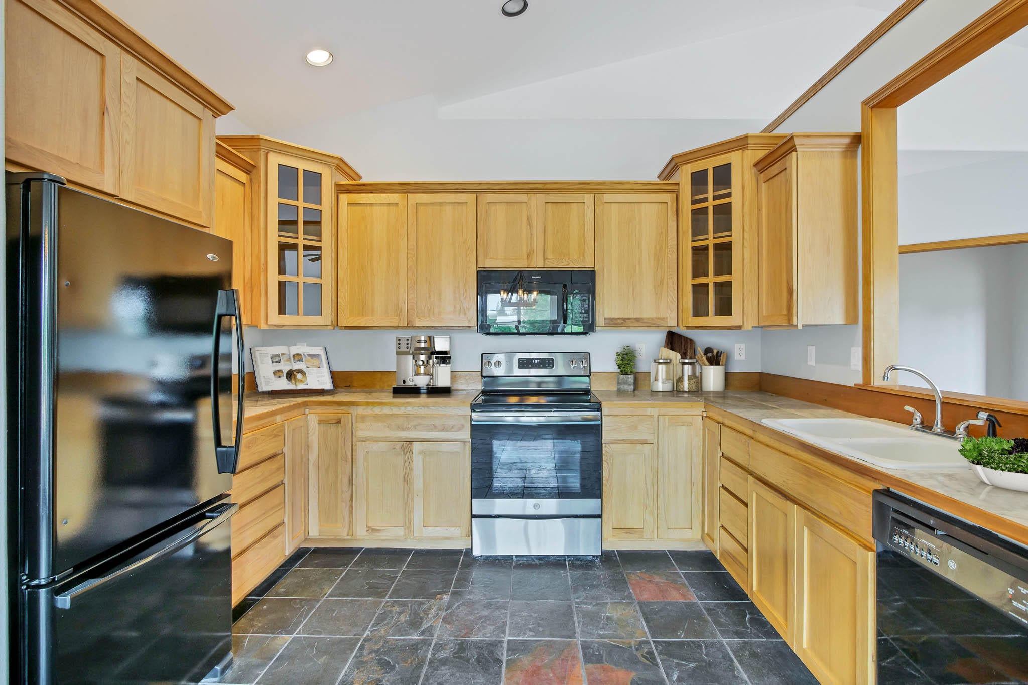 54891 Huntington Road Bend, OR 97707 - Photo 16 of 33 DSC00113