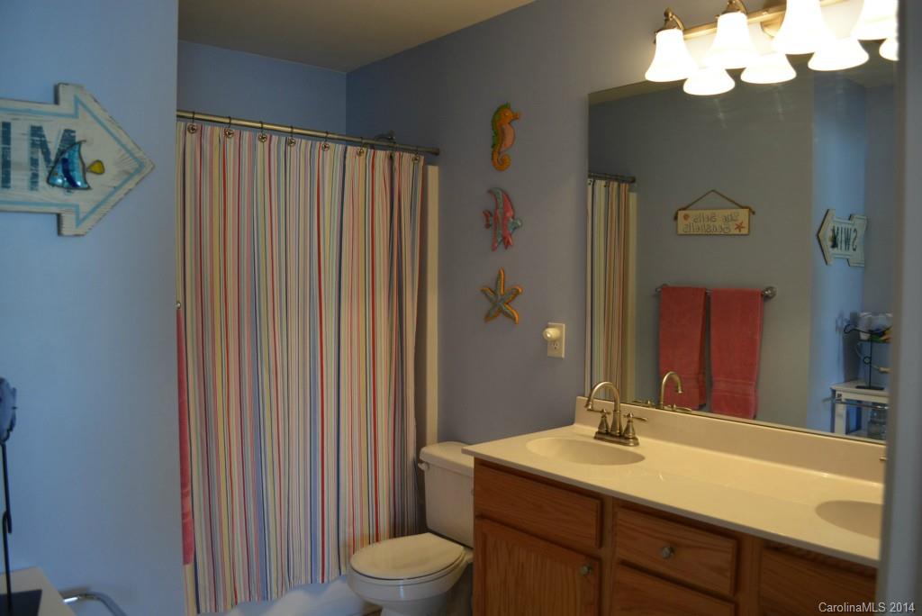9728 Needlepoint Road Charlotte, NC 28215 - Photo 19 of 24 Gallery Image 19