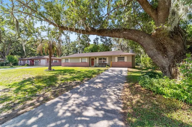 $240,000 | 6060 Southeast 119th Place, Belleview, FL 34420