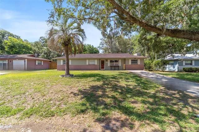 $240,000 | 6060 Southeast 119th Place, Belleview, FL 34420