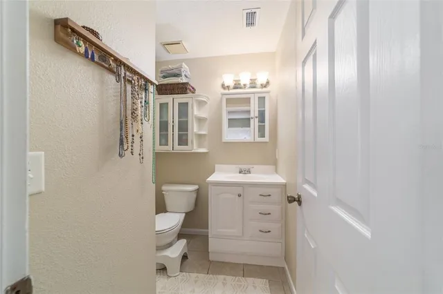 $240,000 | 6060 Southeast 119th Place, Belleview, FL 34420