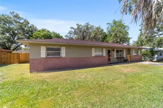 $240,000 | 6060 Southeast 119th Place, Belleview, FL 34420