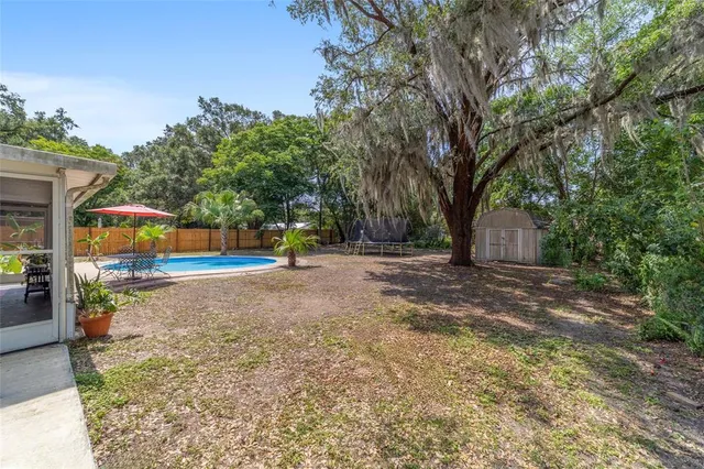 $240,000 | 6060 Southeast 119th Place, Belleview, FL 34420