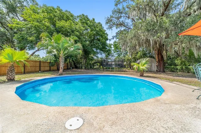 $240,000 | 6060 Southeast 119th Place, Belleview, FL 34420