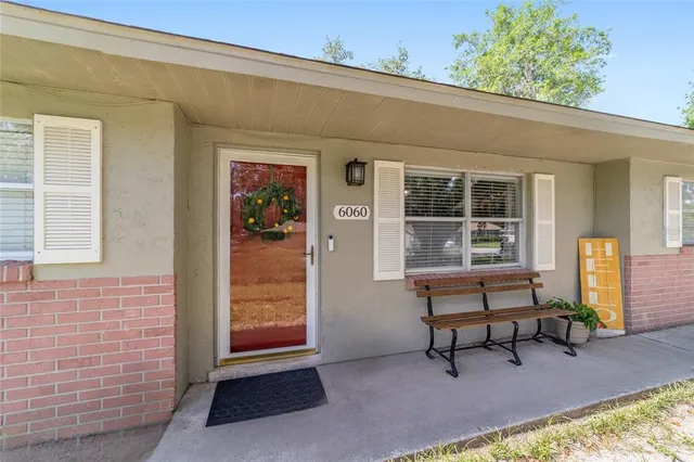 $240,000 | 6060 Southeast 119th Place, Belleview, FL 34420