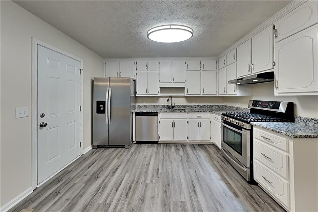 136 Poole Bridge Drive Hiram, GA 30141 - Photo 5 of 20