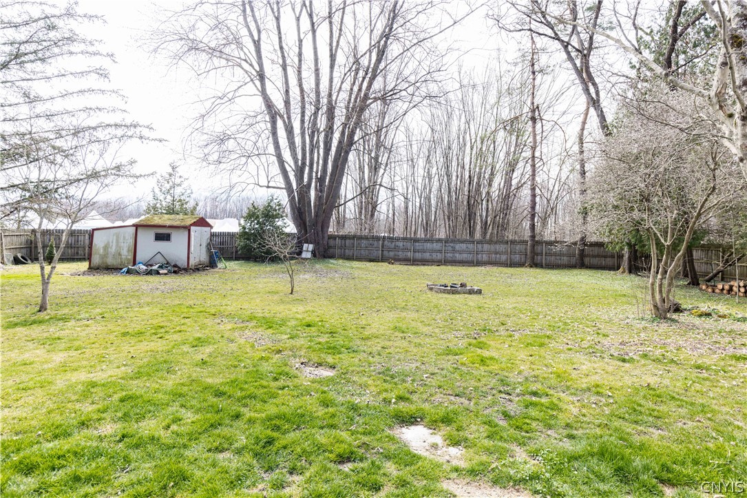 7476 Murray Drive Cicero, NY 13039 - Photo 24 of 29