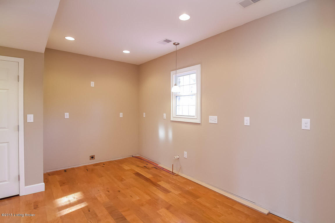4636 Beaver Road Louisville, KY 40207 - Photo 21 of 73 0023