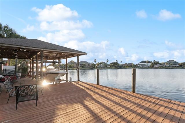 1004 Mariners Cove Boulevard Slidell, LA 70458 - Photo 2 of 36