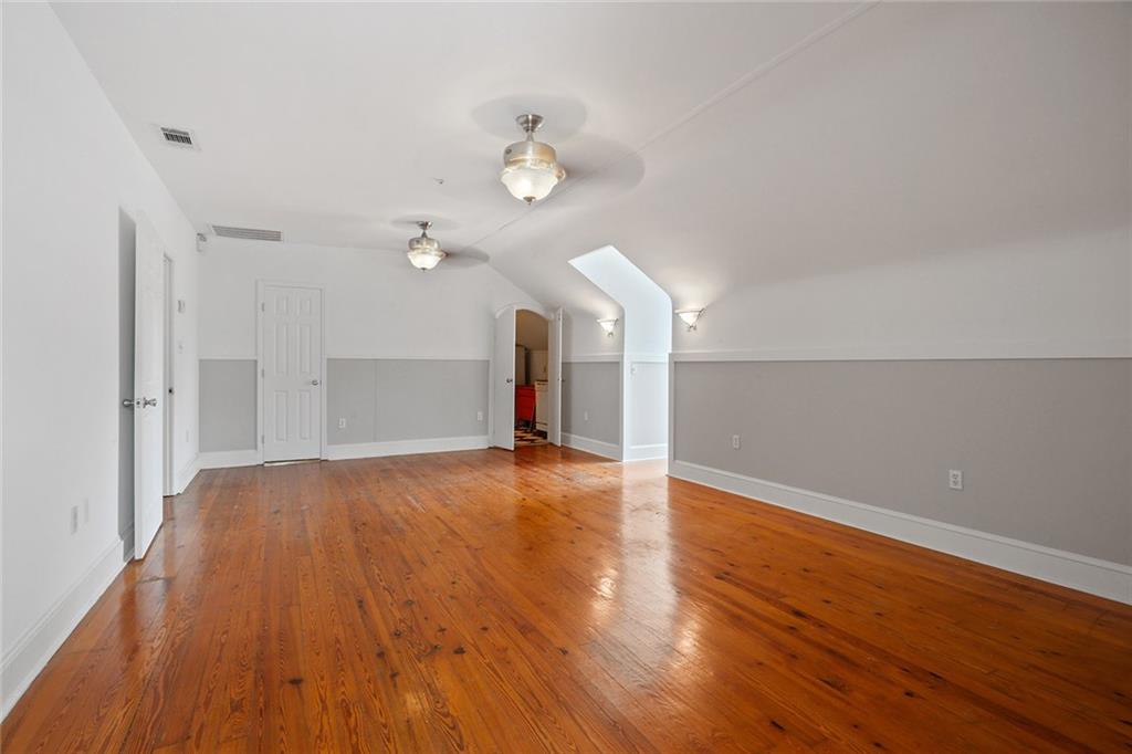2905 Grand Rte Saint John Street New Orleans, LA 70119 - Photo 18 of 28